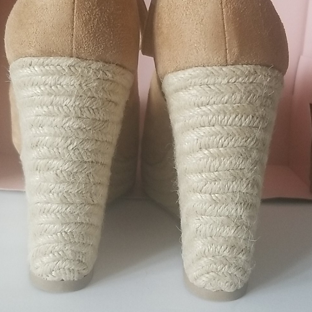 Wedges - Picture 6 of 7
